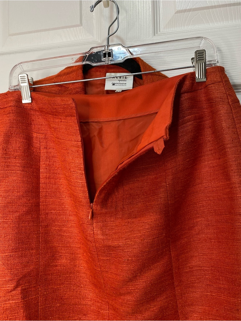 Akris Punto Saks Fifth Avenue Vibrant Orange Women's Blazer and Skirt Set - Picture 10 of 11